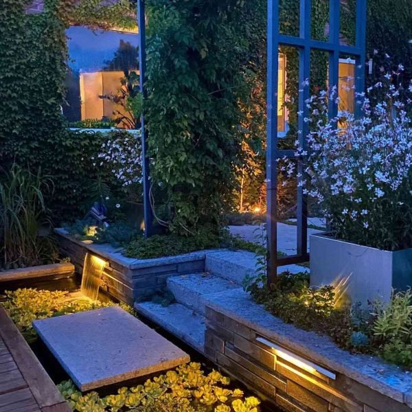 thespruce-patio-ladylandscape3-bd07d8ebdb7049519e219b9b2937f804